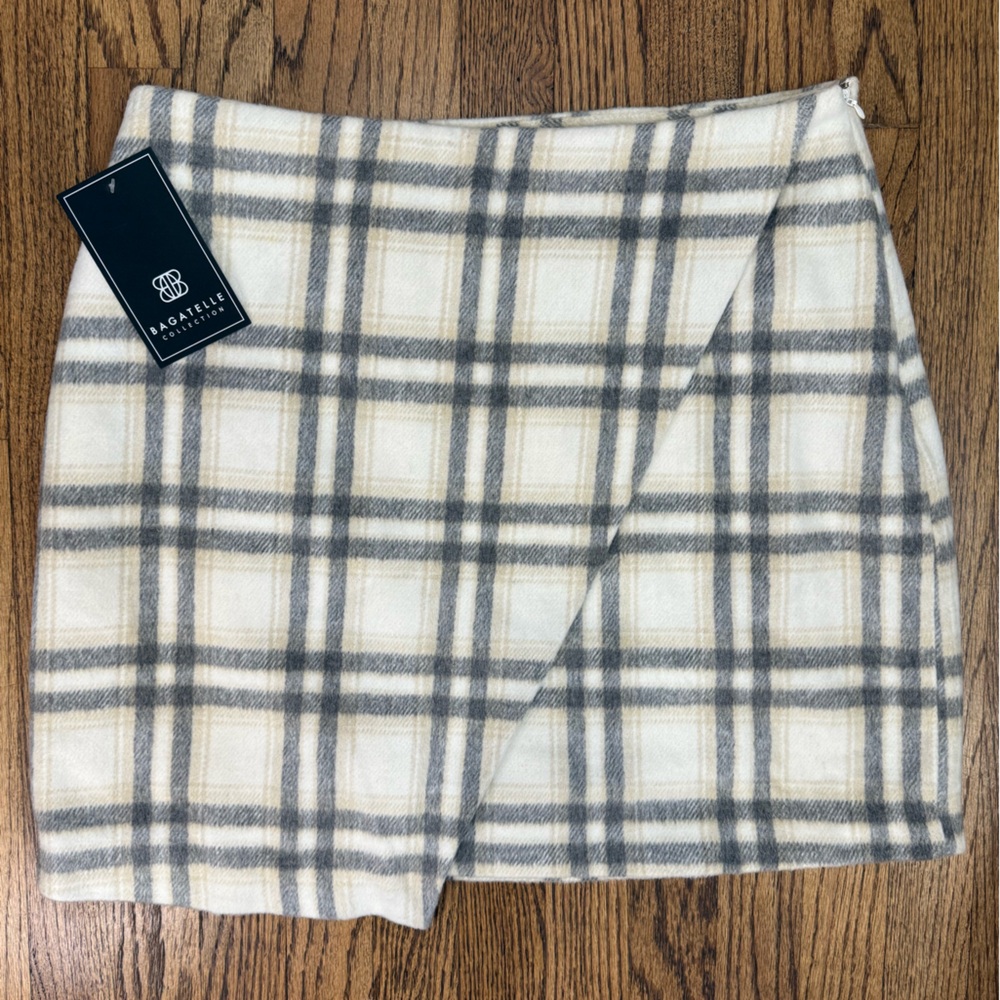 Bagatelle Collection Plaid Mini Skirt NWT Size L
